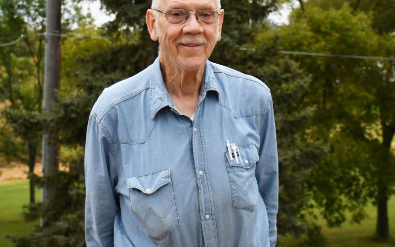 Floyd Hansmeier was awarded the Eminent Leader in Agriculture, Family, and Community Award Sept. 20. The award ceremony took place in Brookings. Reporter &amp;amp; Farmer | Brenner Cariveau