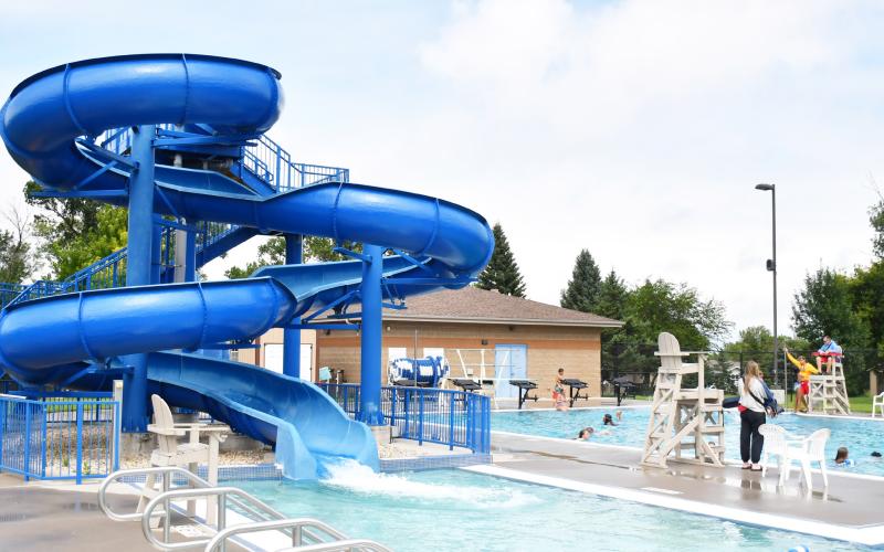 Lifeguards are on watch as kids enjoy the last day of the Webster Aquatic Center’s operation for the season Aug. 16. Reporter &amp;amp; Farmer | Brenner Cariveau