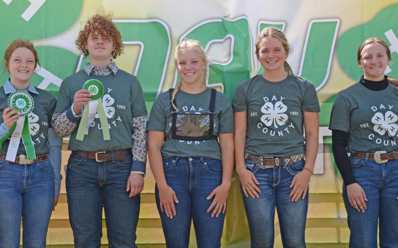 Senior swine showmanship winners were, from left, grand champion Mackenzie Atherton, reserve champion Delaney Atherton, third Baylie Somsen, fourth Ella Hegg and fifth Allison Meland. Reporter &amp;amp; Farmer | Annie Witt