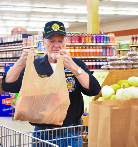 Vice president of Vietnam Veterans of America Chapter 1054 Jim Hanson packs Thanksgiving meals Nov. 24 at Mike’s Jack &amp; Jill in Webster to give away to Day County veterans in need. Chapter 1054 provides the service to nine counties in northeast South Dakota and gave away all 50 of their meals on the day. Reporter &amp; Farmer | Leyton Beardslee