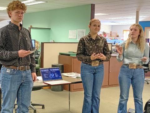 Needing a group of people to practice their FFA presentation, Webster Area High School students Delaney Atherton, Lola Wells and MacKenzie Atherton stopped by the Reporter &amp; Farmer office Nov. 5. They presented in a debate format about raising various kinds of livestock in free range versus animal confinement operations. The group will go on to present at the region competition. Reporter &amp; Farmer | Amanda Dulitz