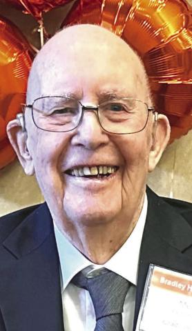 Merle Peterson (Class of 1948) was recognized as the oldest Bradley graduate with a class ring. Reporter & Farmer | Subscriber snapshot