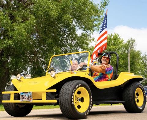 Parade participants, Vicki and Mark Kampa of Webster ride in their dune buggy July 19 at Waubay Fun Fest. The parade featured hippie and 1970s themed decorations for the festival’s feelin’ the vibe theme. Reporter & Farmer | Leyton Beardslee