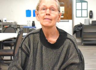 Karen Zoellner is a 71-year-old Sun Dial Manor resident who likes to stay active. Zoellner said she likes to walk as much as she can and also likes to help out around Sun Dial Manor. “I like taking walks, I just did it for the fun of it,” said Zoellner. Reporter &amp; Farmer | Connor Handrahan