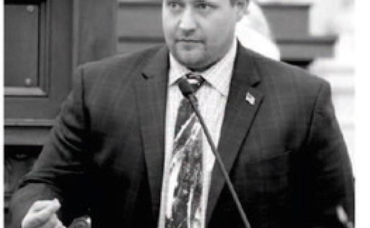 State Sen. Michael Rohl, R-Aberdeen, speaks on the South Dakota Senate floor March 3. Reporter &amp; Farmer \\ Makenzie Huber/ South Dakota Searchlight