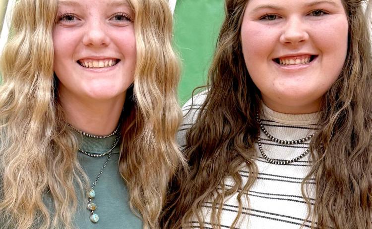 Round robin winners were large animal – Mackenzie Atherton, left and small animal – Kelsey Fischer. Reporter &amp; Farmer | Subscriber snapshot